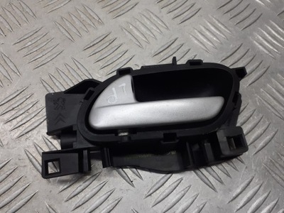 Ручка левая передняя внутренняя peugeot 207 1.4 96802456vv фото №1