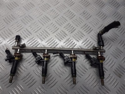 Молдинг впрыскная opel zafira b 1.8 фото №1