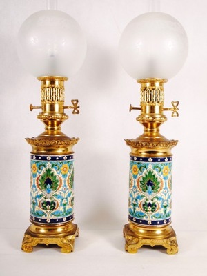 Lampy naftowe filigranowe para Longwy XIX w 52cm
