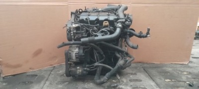 Двигатель renault megane ii / scenic ii 2005r 1.9 dci f9q812 комплект gdańsk фото №1