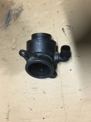Труба turbo резонатор 2.7 tdi audi a5 8t 059129955e фото №1