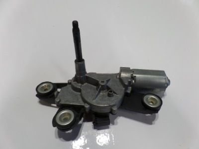 Ford fiesta mk7 моторчик задній двірники фото №1