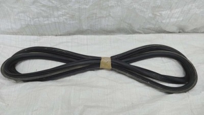 Прокладка кришки багажника peugeot 3008 ii lift 9811603080 фото №1