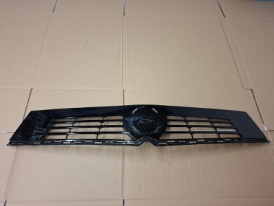 Решітка радіатора решітка радіатора opel astra l 6 vi оригінал гарний стан фото №1