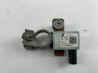 Opel insignia b 1.5 lfv клемма минусовая 13517335 фото №1