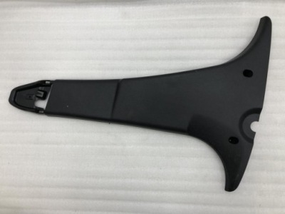 Защита стойка b левая dacia sandero i 8200823418 фото №1