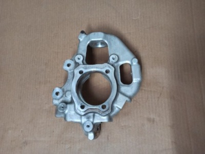 Поворотний кулак права задній mercedes gle amg a1673571200 фото №1