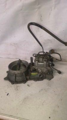 Дросельна заслінка mercedes w123 230 0438120116 фото №1