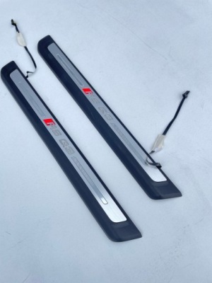 Молдинг порог порог внутренняя перед правый  левая audi q3 rsq3 2 83a947418b фото №1