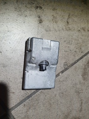 Камера асистент перемикання поперечина руху opel karl 39000949 фото №1