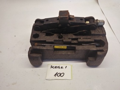 Renault megane scenic домкрат kucz вушко вкладиш 8200096829 оригінал європа фото №1