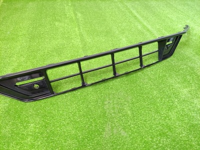 Volvo s60 v60 ii r design решітка середня бампера фото №1