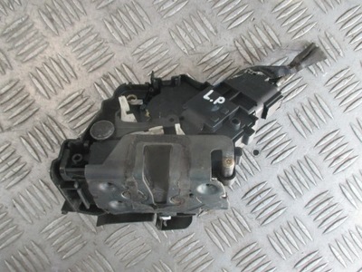 ЗАМОК ЛЕВЫЙ ПЕРЕД FORD C-MAX 03-06R 3M5AR21813EL