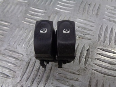 Панель управление окон водителя renault twingo ii фото №1