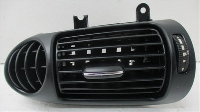 Решітка обдув права mercedes w03 lift 2038300254 фото №1