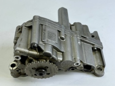 Насос оливи bmw 5 e60 e61 7519870 фото №1