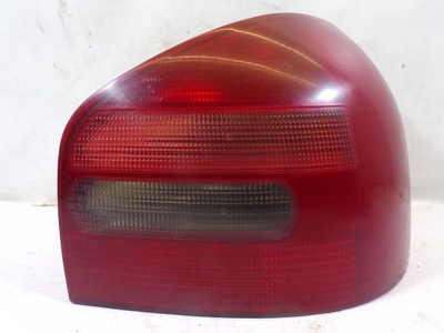 Лампа задня задня права audi a3 8l 5 фото №1