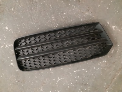 Audi a1 8x lift заглушка бампера правая решётка фото №1