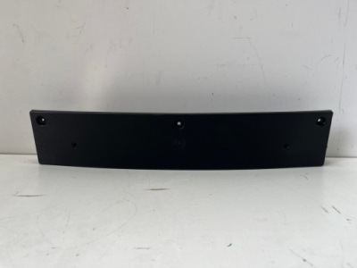 Opel insignia b рамка подкладка под номерной знак 13491290 фото №1