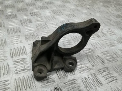 Clio iii sport rs 2,0 16v опора полуось фото №1