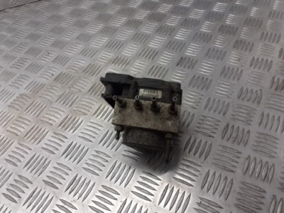 Насос abs renault clio iii 8200559749 фото №1