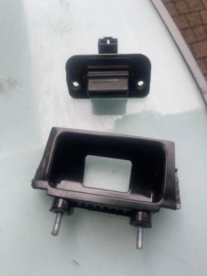 Оригінальний номер honda кнопка кришки багажника civic viii ufo 06-11 фото №1