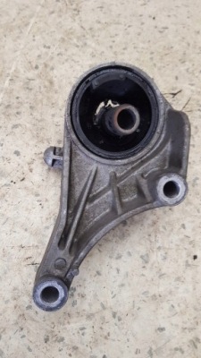 Кронштейн подушка двигуна opel corsa c 1.7cdti фото №1