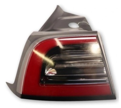 Tesla model 3 y лампа ліва задня 1077399-00-d фото №1