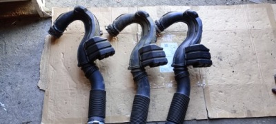 Труба воздуха trafic vivaro talento 14-19 r 1,6 dci 165755972r фото №1