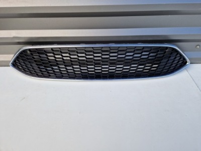 Решётка бампера ford focus mk3 рестайлинг фото №1