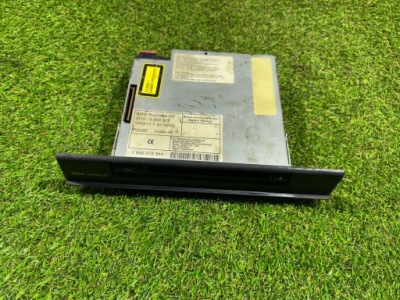 Bmw 5 e39 1998 панель / радіопрогравач cd/dvd/gps фото №1