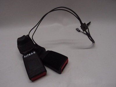 Защёлки ремней задняя opel astra k 2018r фото №1