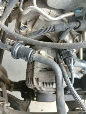 Генератор astra h zafira a vectra c 1.8 16v фото №1