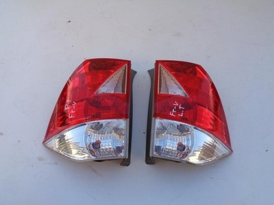 Лампа правий задня honda frv фото №1