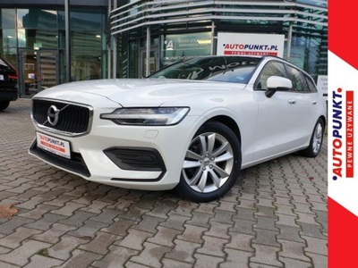 Volvo V60 Momentum AT