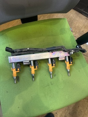 Toyota corolla e21 форсунка 2,0 rav4 v lexus фото №1