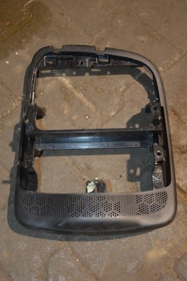 Renault clio iv рамка консоли 681046679r фото №1