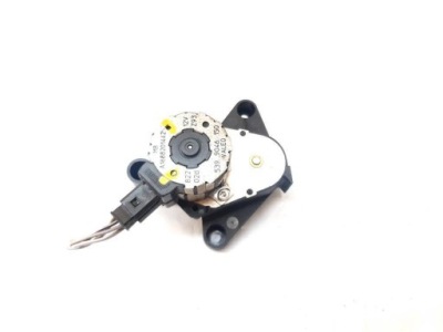 Моторчик крышки обдув mercedes-benz a w168 фото №1