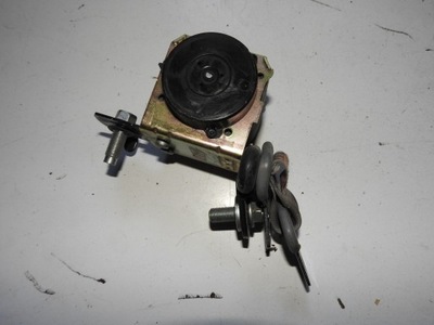 Mazda 3 pas безпеки середній задня фото №1