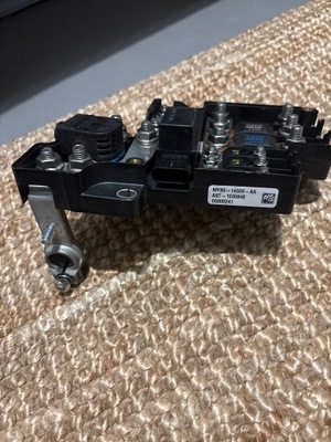 My83-14300-aa aston martin dbx фото №1