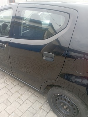 Nissan pixo двері ліва задня задні голий фото №1