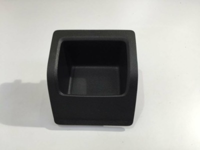 Audi a1 82a 2019 бардачок полиця тунель задня 82a864376 фото №1