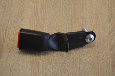 Клипса поперечина правый задняя chevrolet captiva lift фото №1