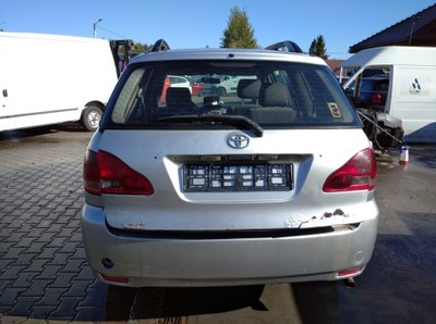 Toyota avensis verso m2 01-03 лампа левая задняя задняя w крыло фото №1