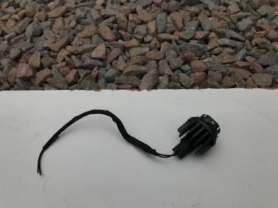 Toyota corolla e21 колодка лампы перед 2018-2022 фото №1