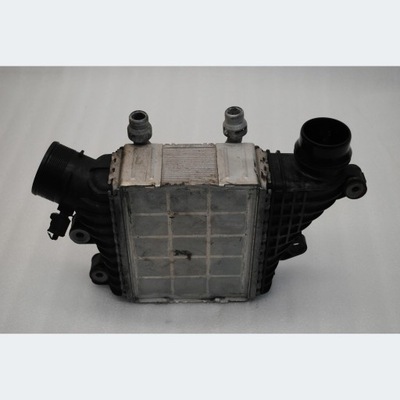 Интеркулер range rover evoque 2.0d gj32-9l440-ab фото №1