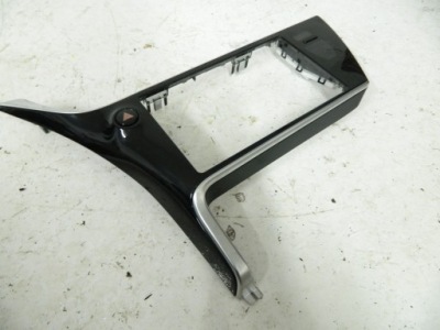 Рамка навигации navi toyota auris lift 15-19 фото №1