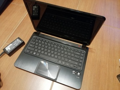 Laptop HP Envy Intel i3 320GB 14''
