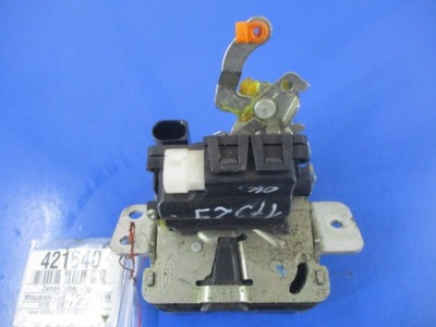 Colt vi z30 замок кришки задня багажника фото №1