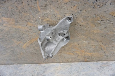 Audi r8 420 5.2 fsi кронштейн двигателя 420199307h фото №1